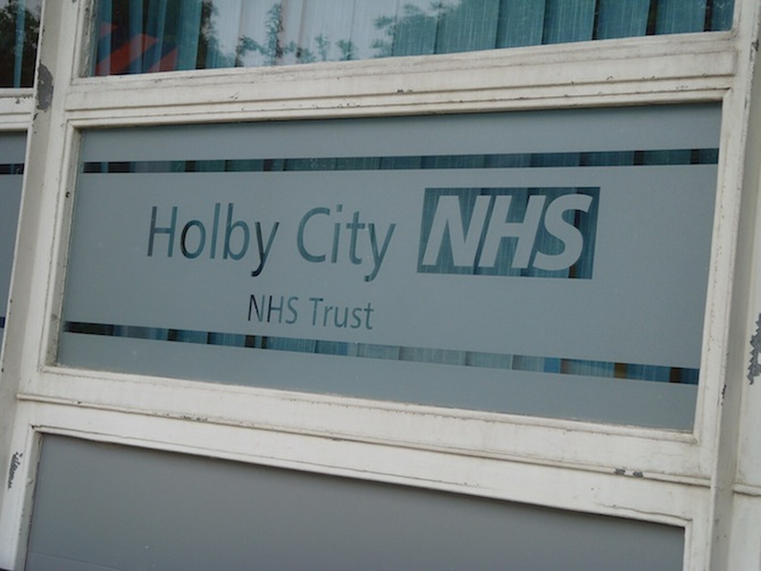 BBC to show exclusive Holby City episode via Red Button