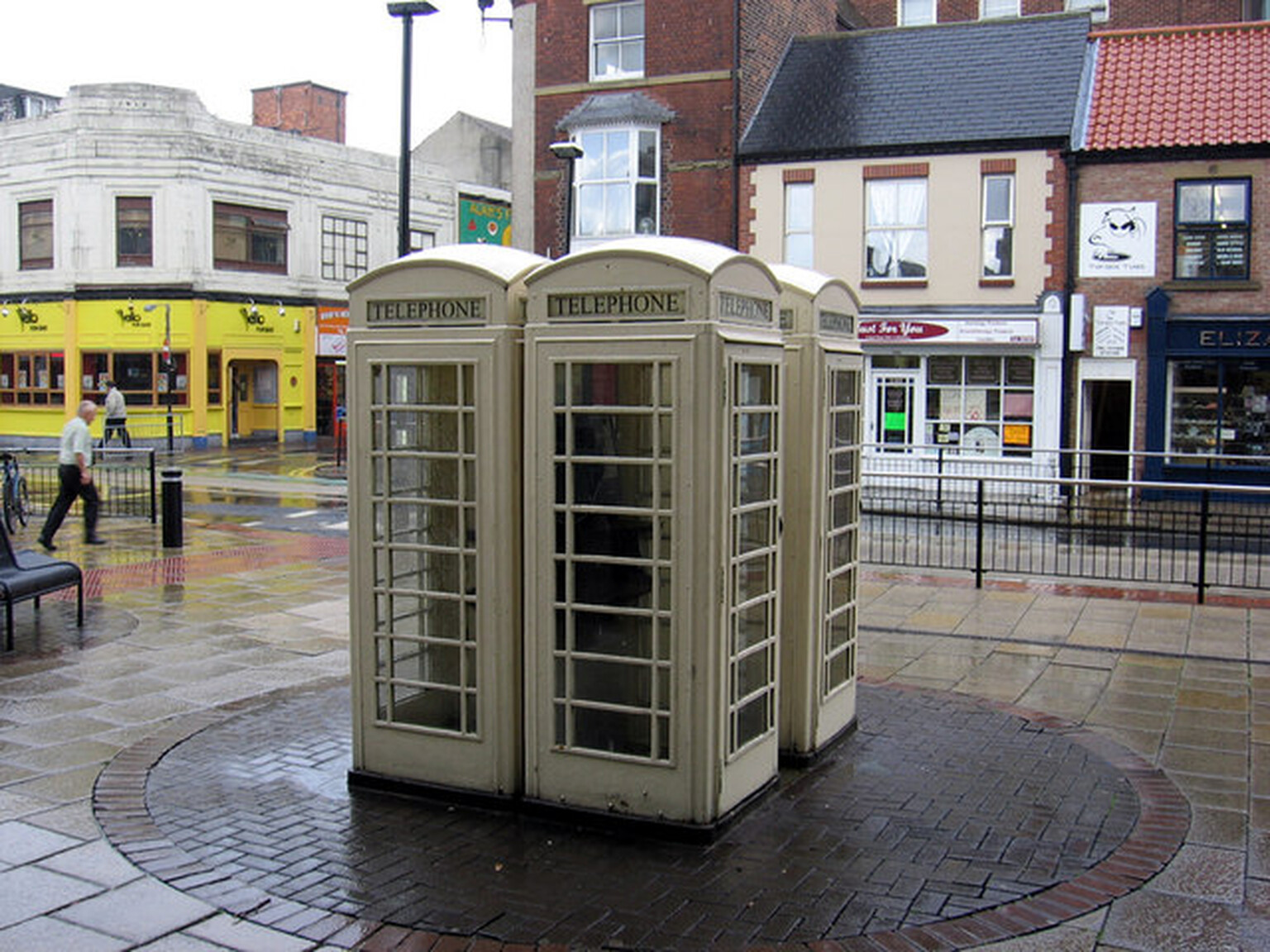 EE best mobile operator in Hull