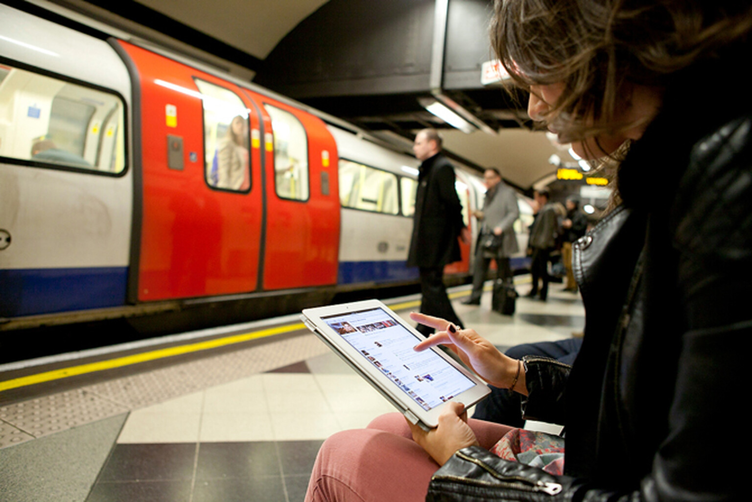 Virgin Tube WiFi hits 120 stations as O2 users get a free ride