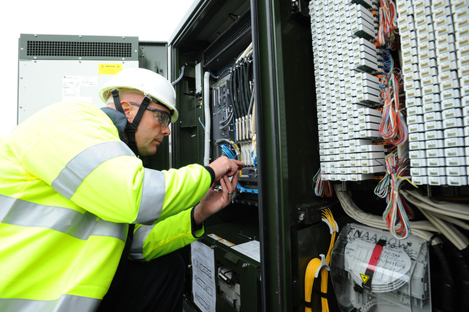 BT fibre broadband boosts for Surrey and North East England