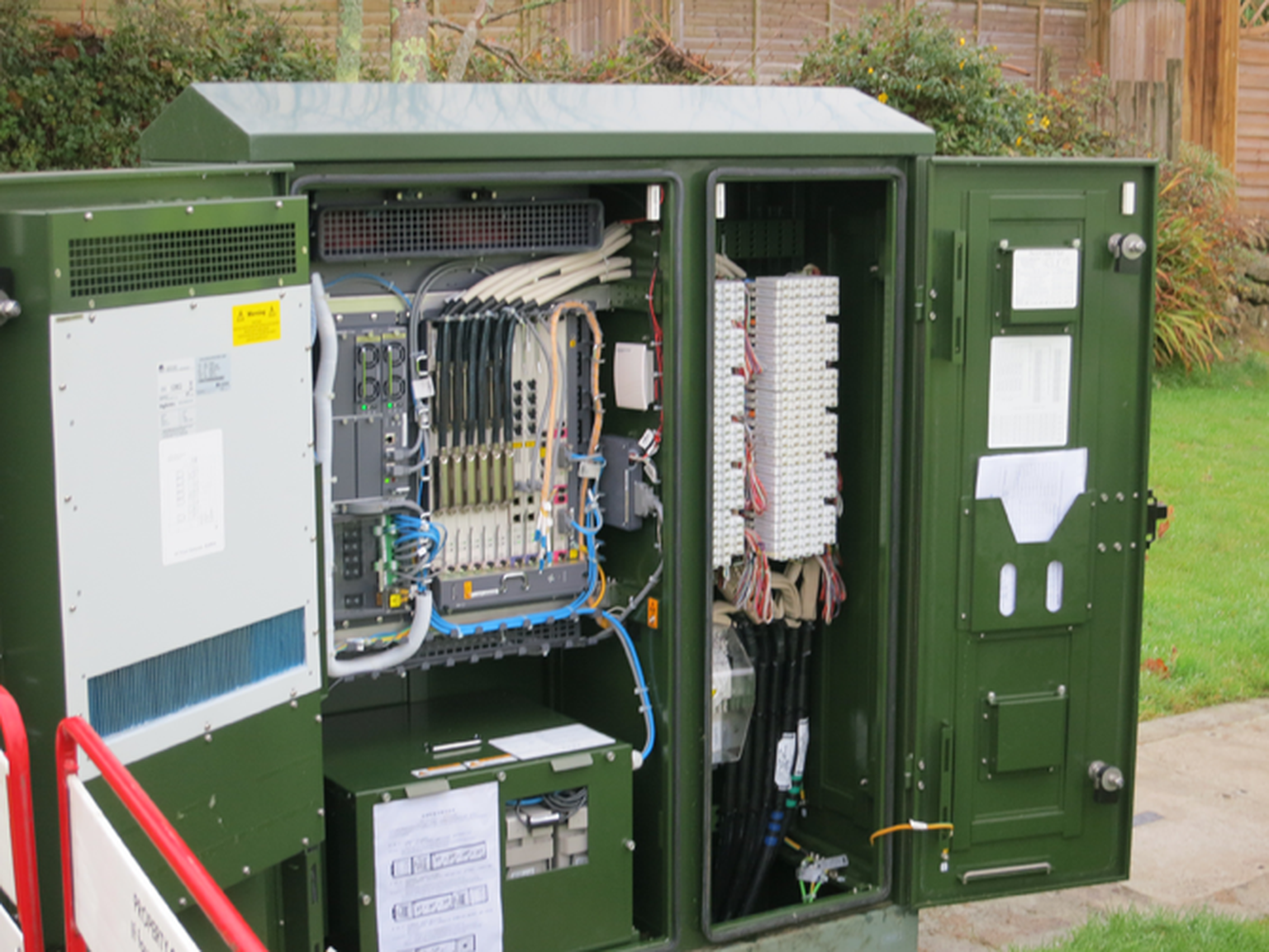 Superfast Cornwall: Inside a BT fibre broadband cabinet