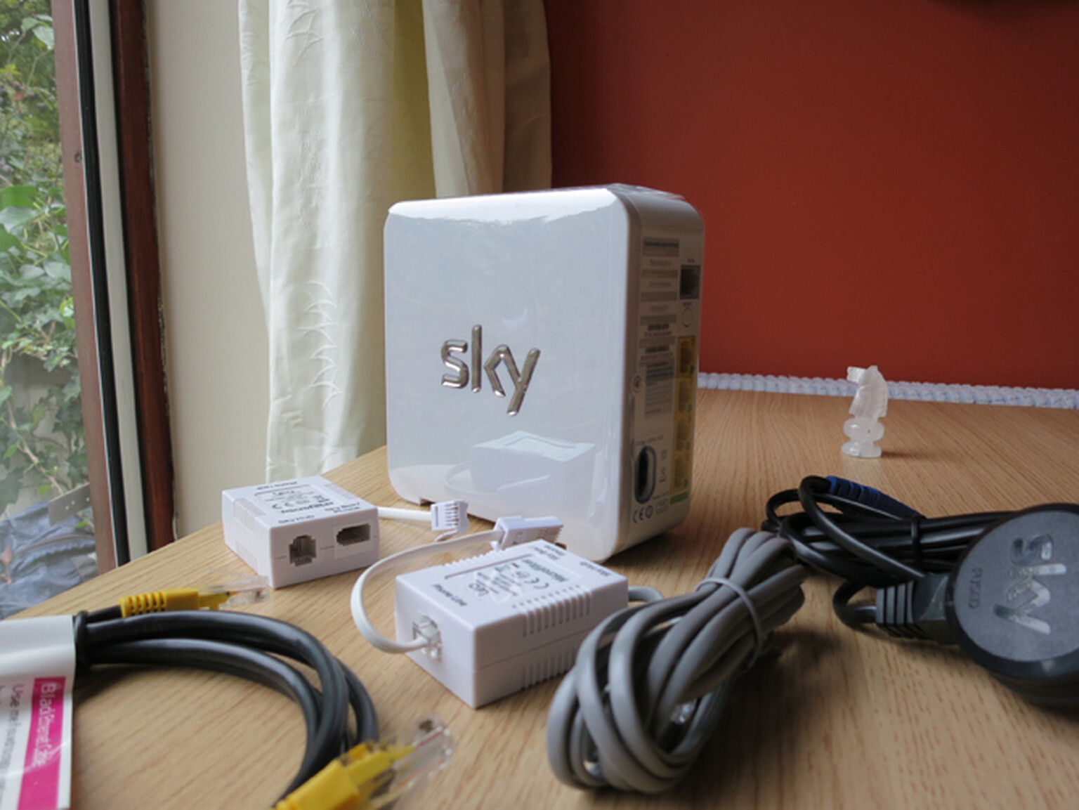 Sky Broadband Sky Hub: Hands-On Pictures, First Impressions