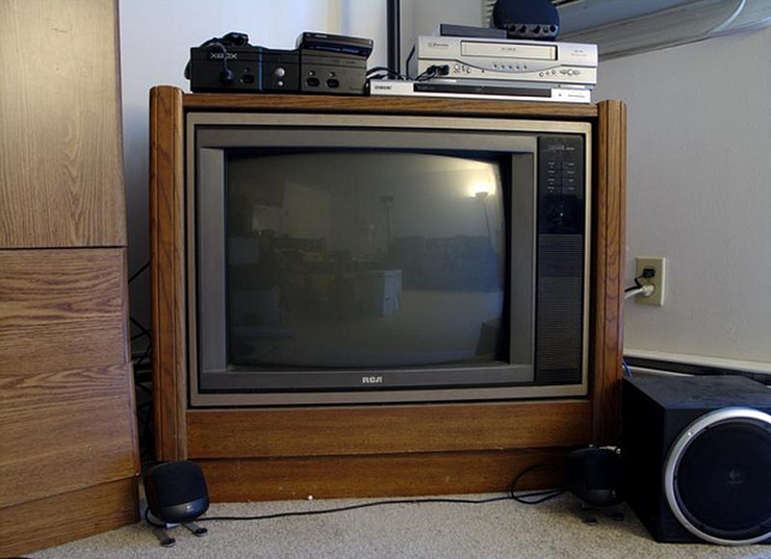 Student TV Best Deals: Virgin Media, Sky Go, Netflix, LoveFilm, Freeview and Freesat