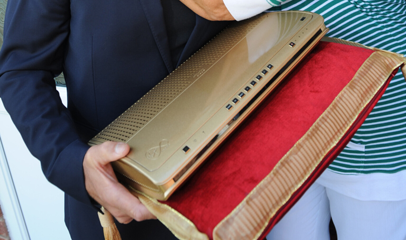 Virgin Media TiVo goes gold with 1 million customers, Martin Kemp celebrates
