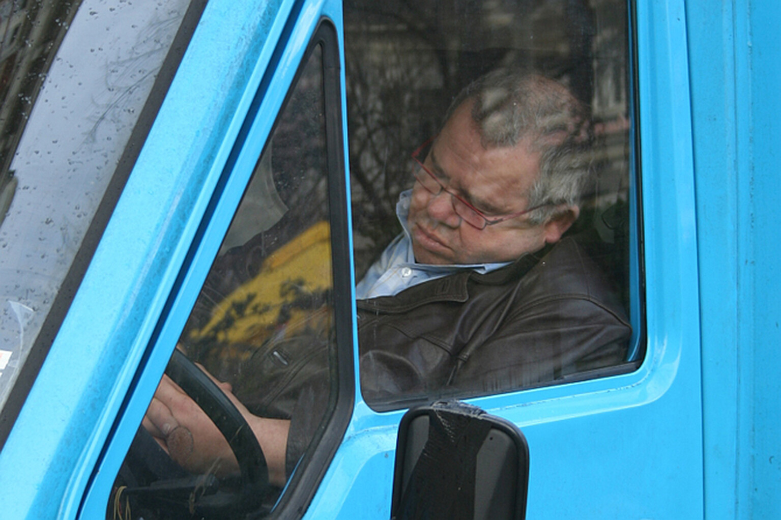 1 in 6 drivers have slept in the car or slept rough to save fuel
