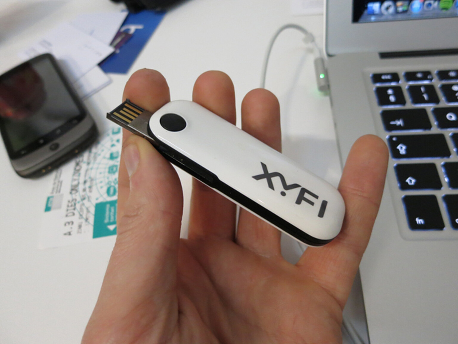 Option XYFI: Hands-on with the world’s smallest 3G and Wi-Fi dongle