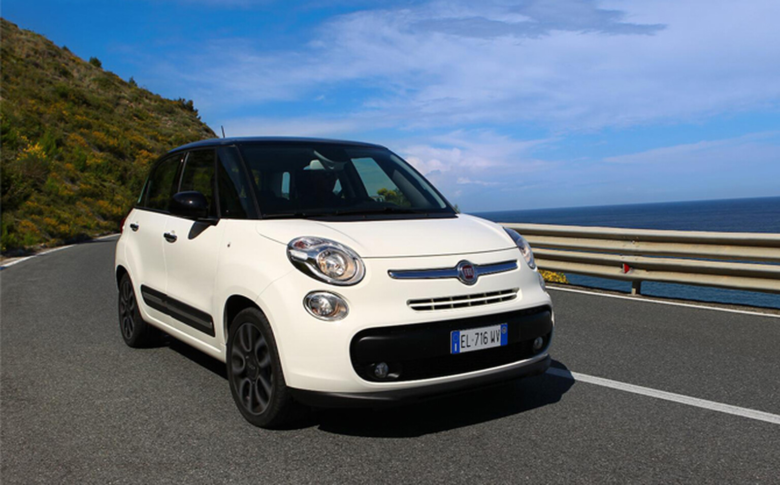 Fiat 500L price confirmed
