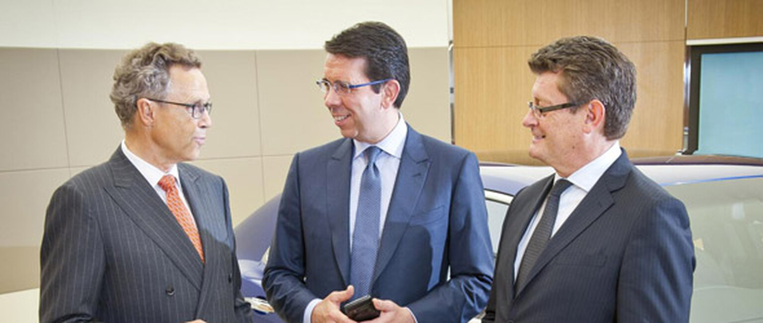Bentley and Vertu begin smartphone partnership