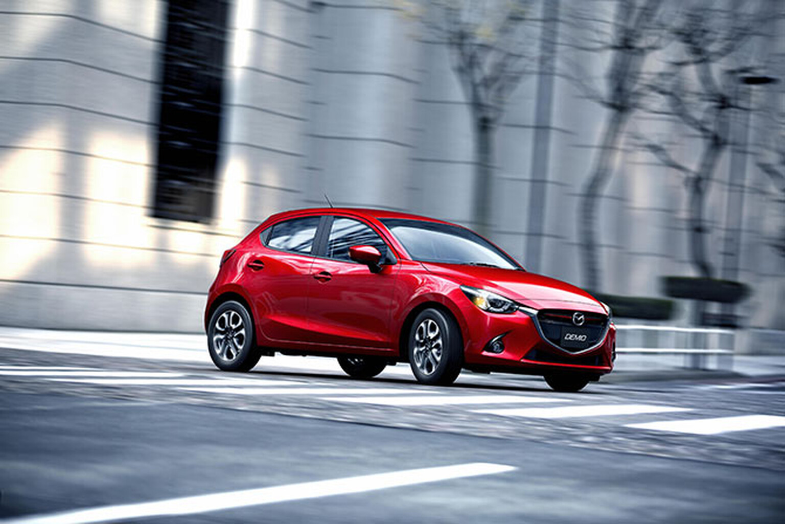 2015 Mazda 2 pictures and details