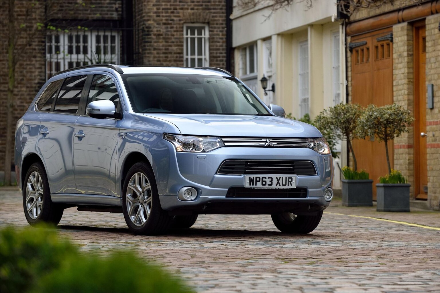 Mitsubishi Outlander PHEV review