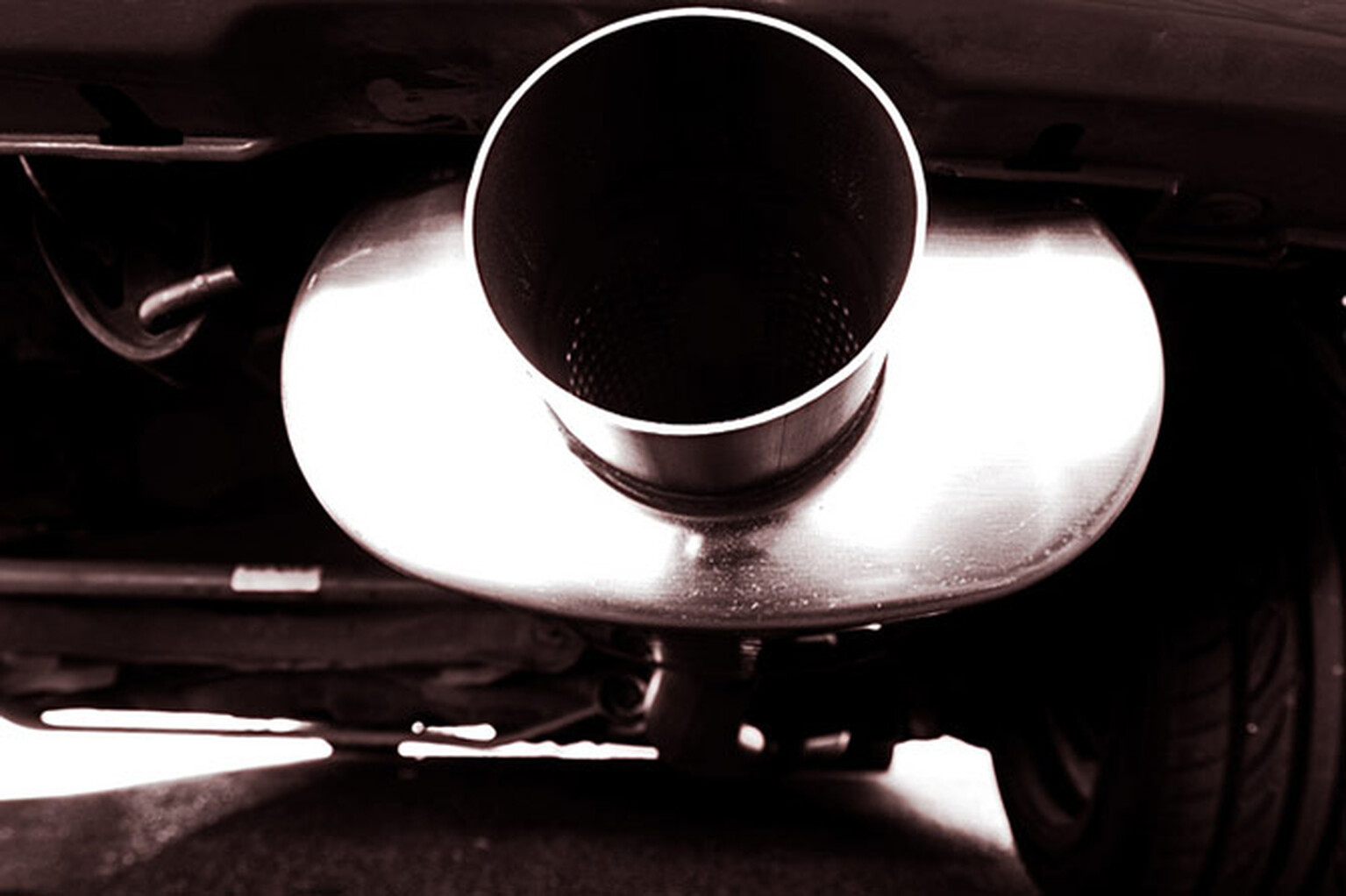 Council to fine drivers who keep their diesel engine running