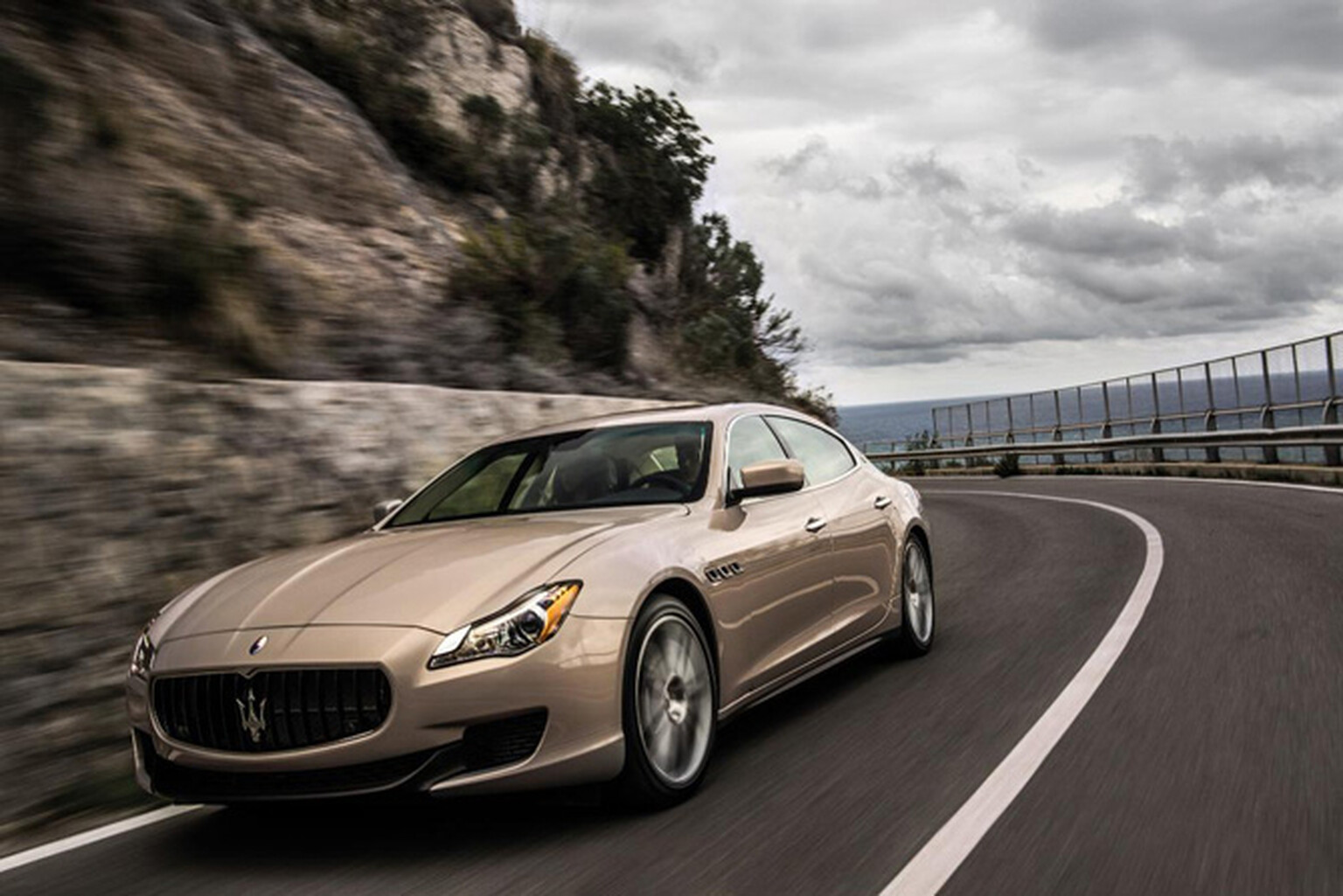 Maserati Quattroporte is lighter, faster and more efficient