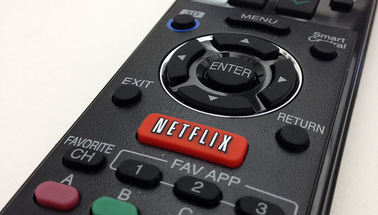 Netflix in one in 10 UK homes: pummels Amazon but complements Sky