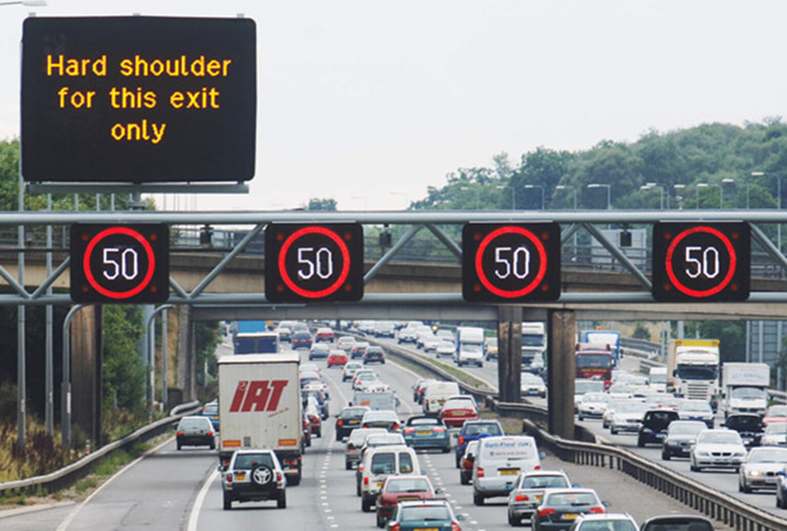 Three women arrested for taking selfies on a motorway