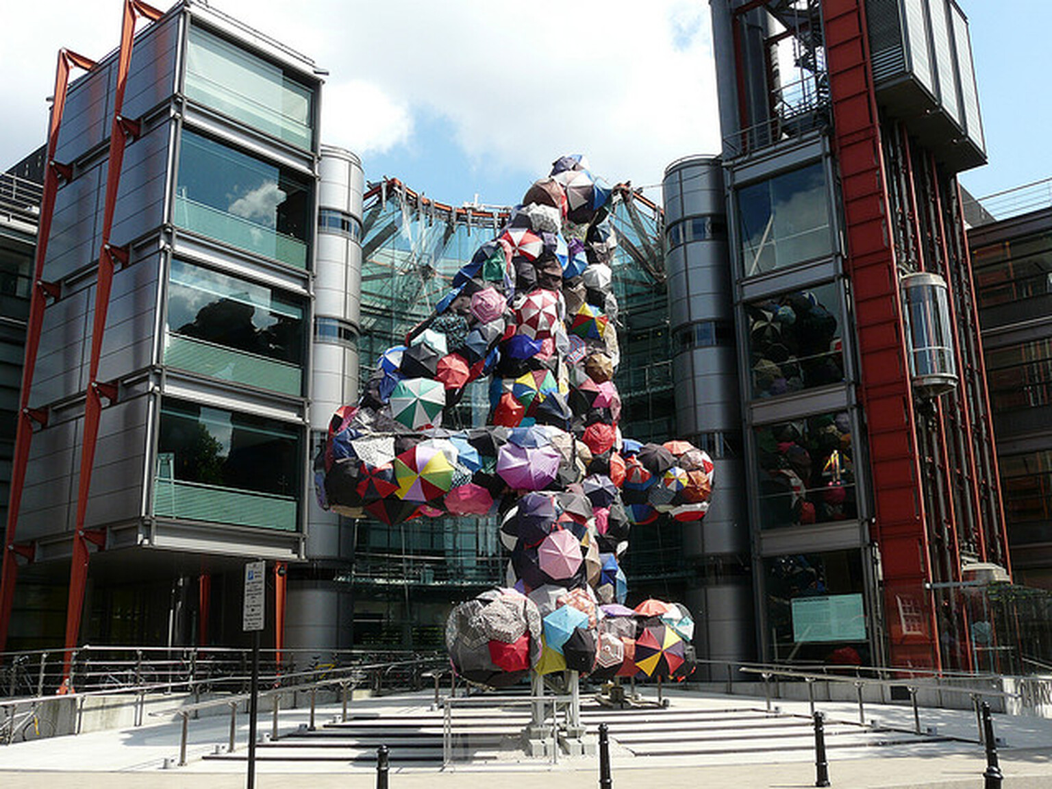 Channel 4: Sky should pay for public service channels