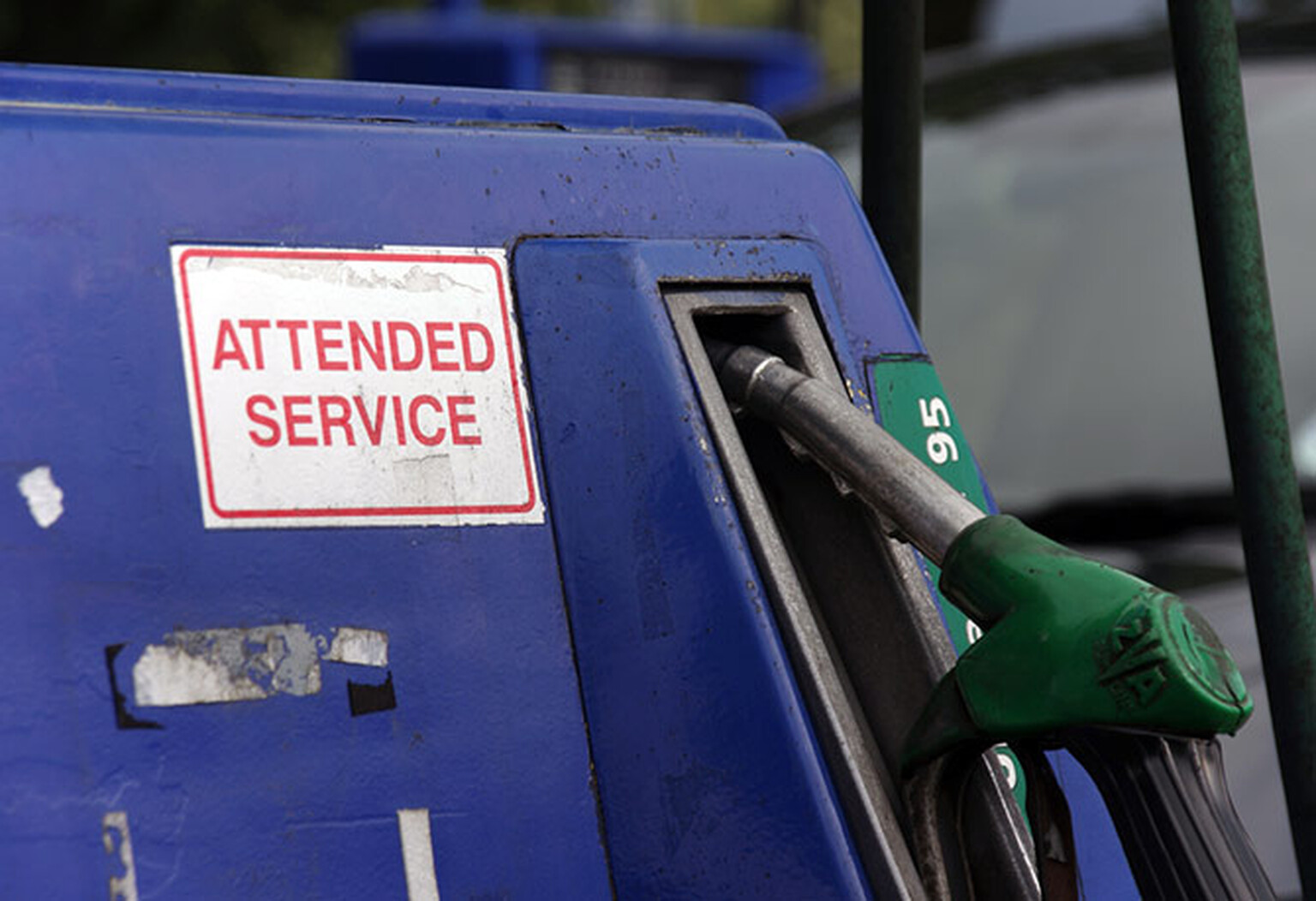 Male drivers more prone to fuel mishaps