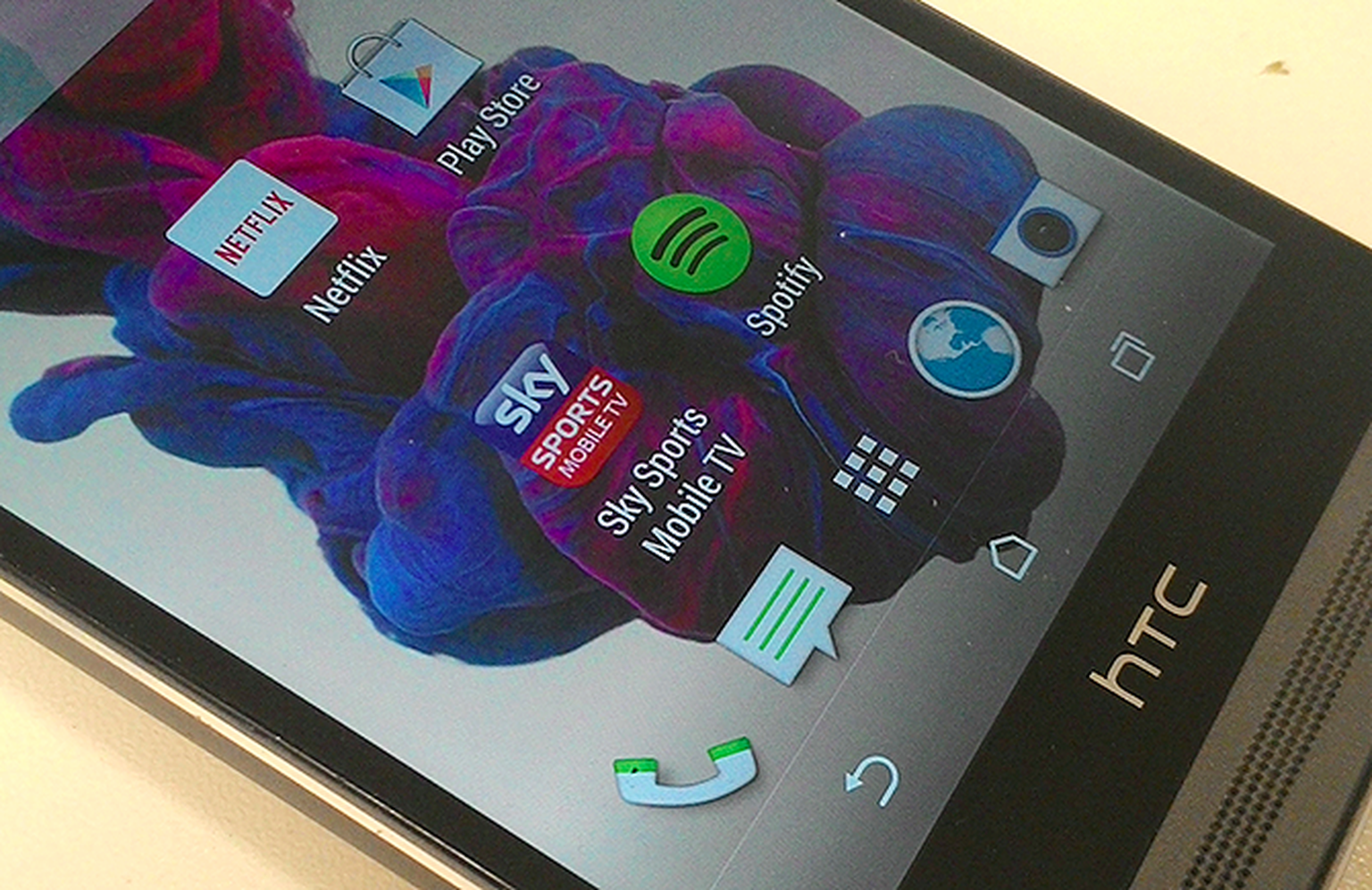 Free Netflix bundled with Spotify or Sky Sports on Vodafone 4G