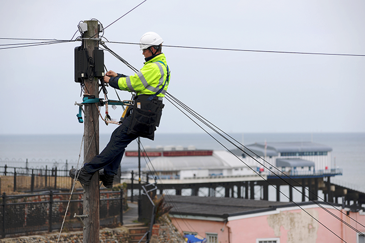 BT telephone poles doubling as 4G masts could plug reception not-spots