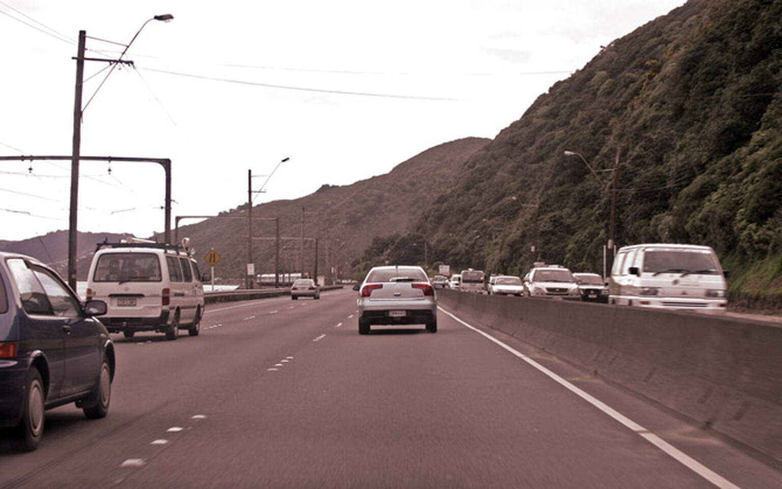 Nearly half of British drivers clueless about stopping distances