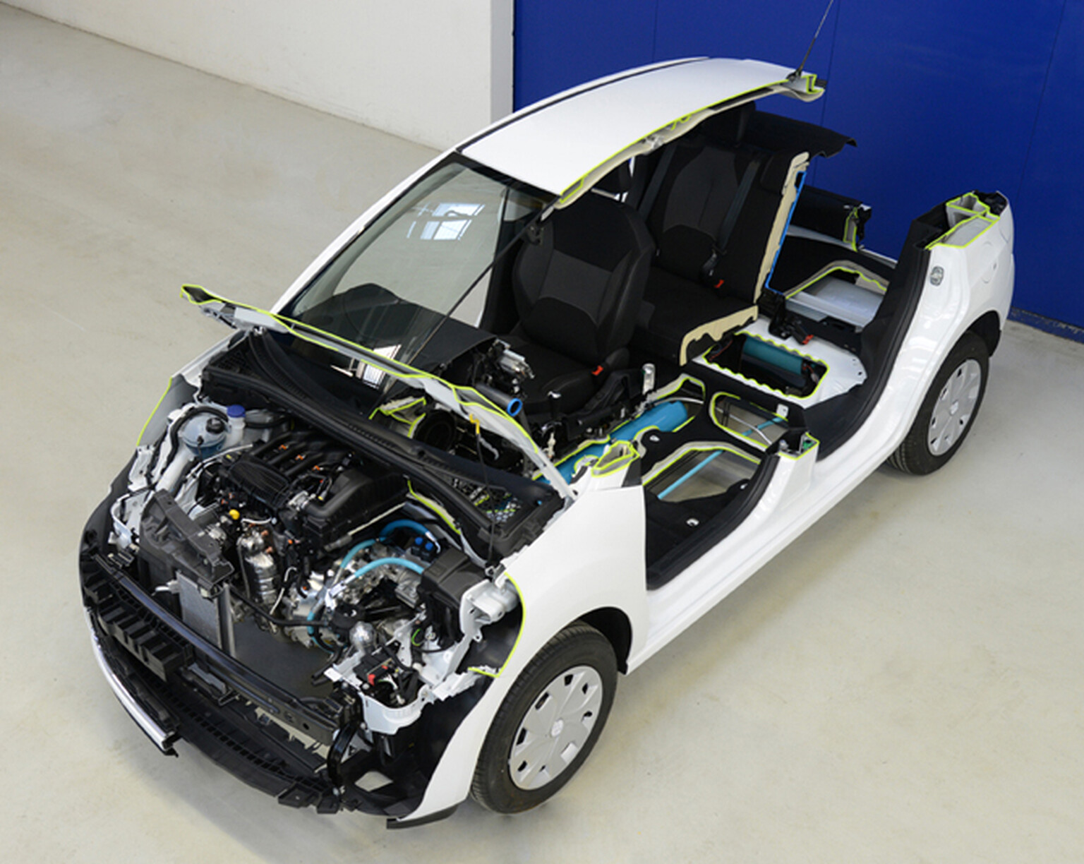 Peugeot 2008 Hybrid Air: Will the air-powered car change the world?