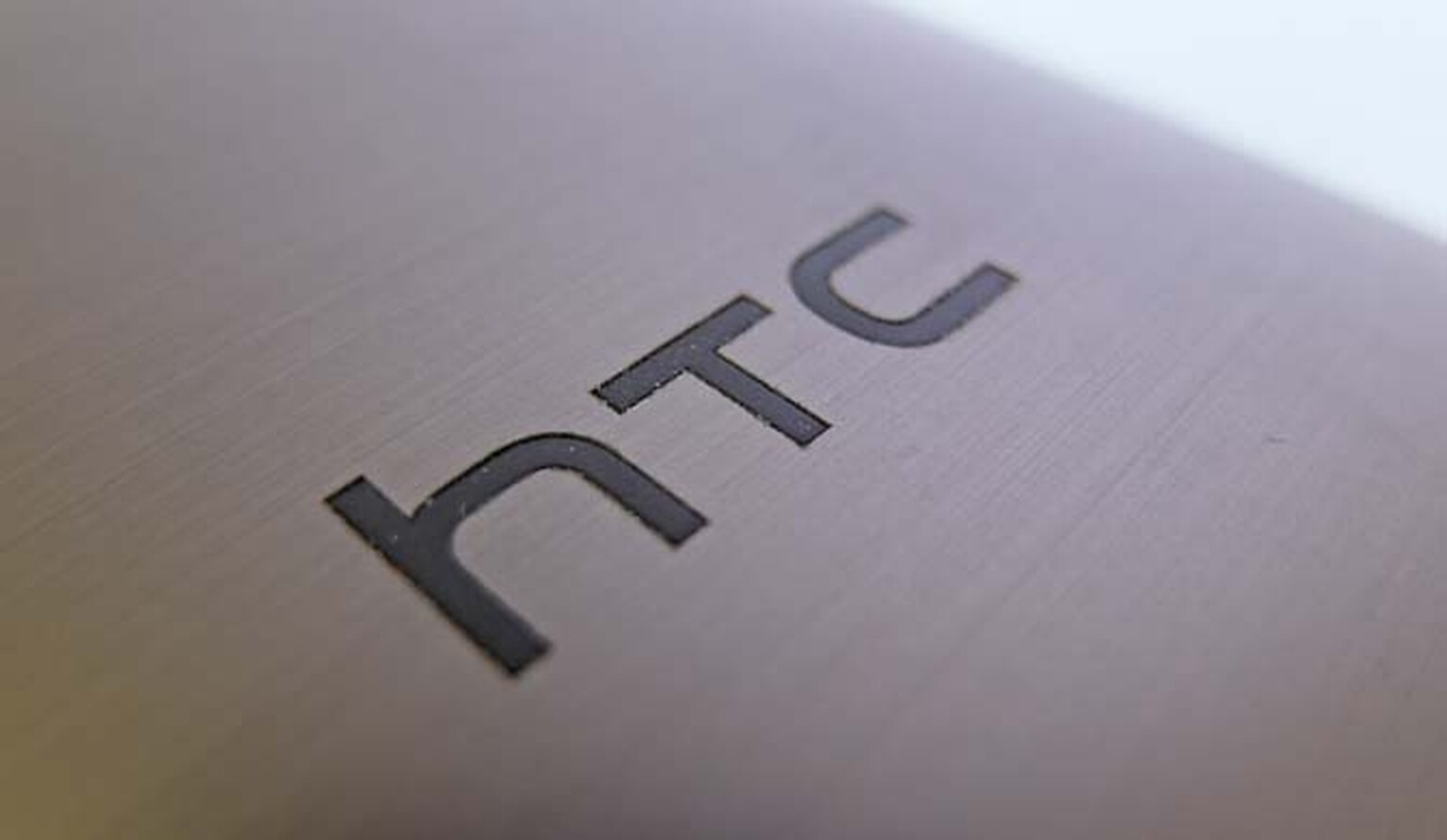 HTC's new Windows Phone device launching next month?