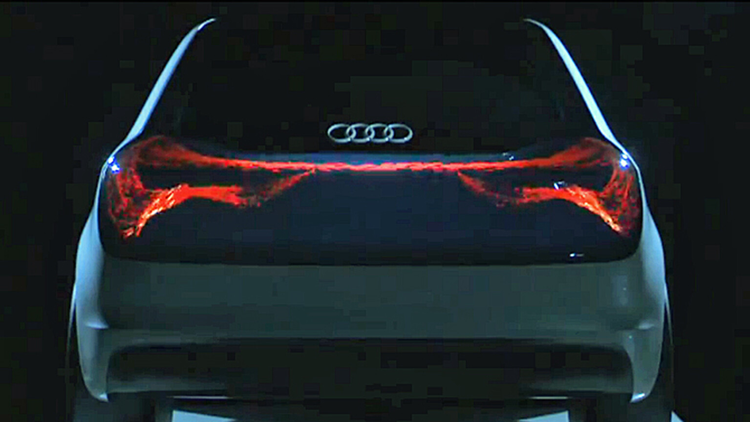 Audi Swarm OLED brake lights are pretty, distracting