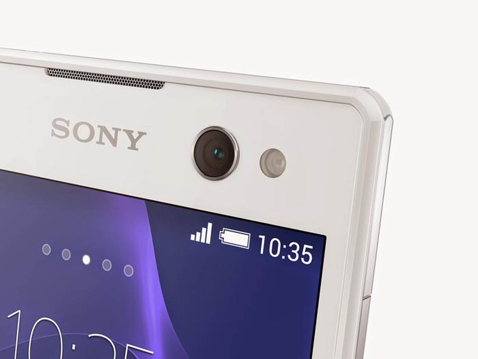 Sony gets into selfies with Xperia C3 smartphone