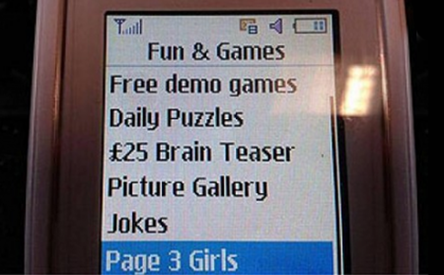 Topless girls no longer Fun & Games for EE