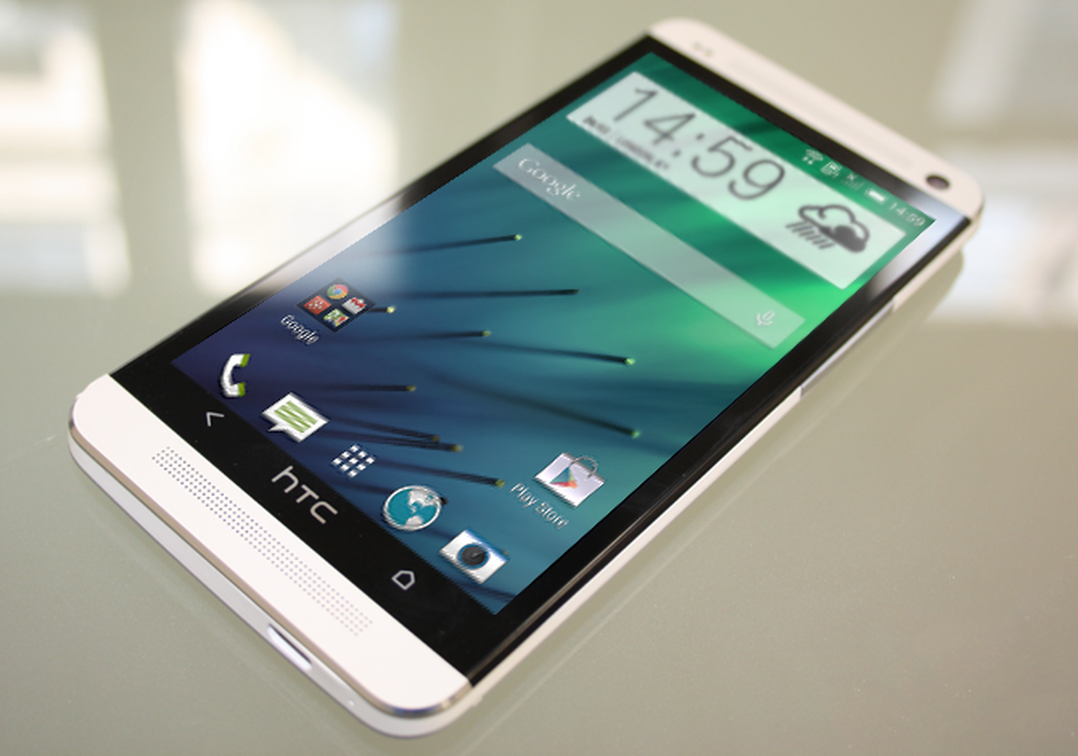 Original HTC One (M7) UK owners get Sense 6.0