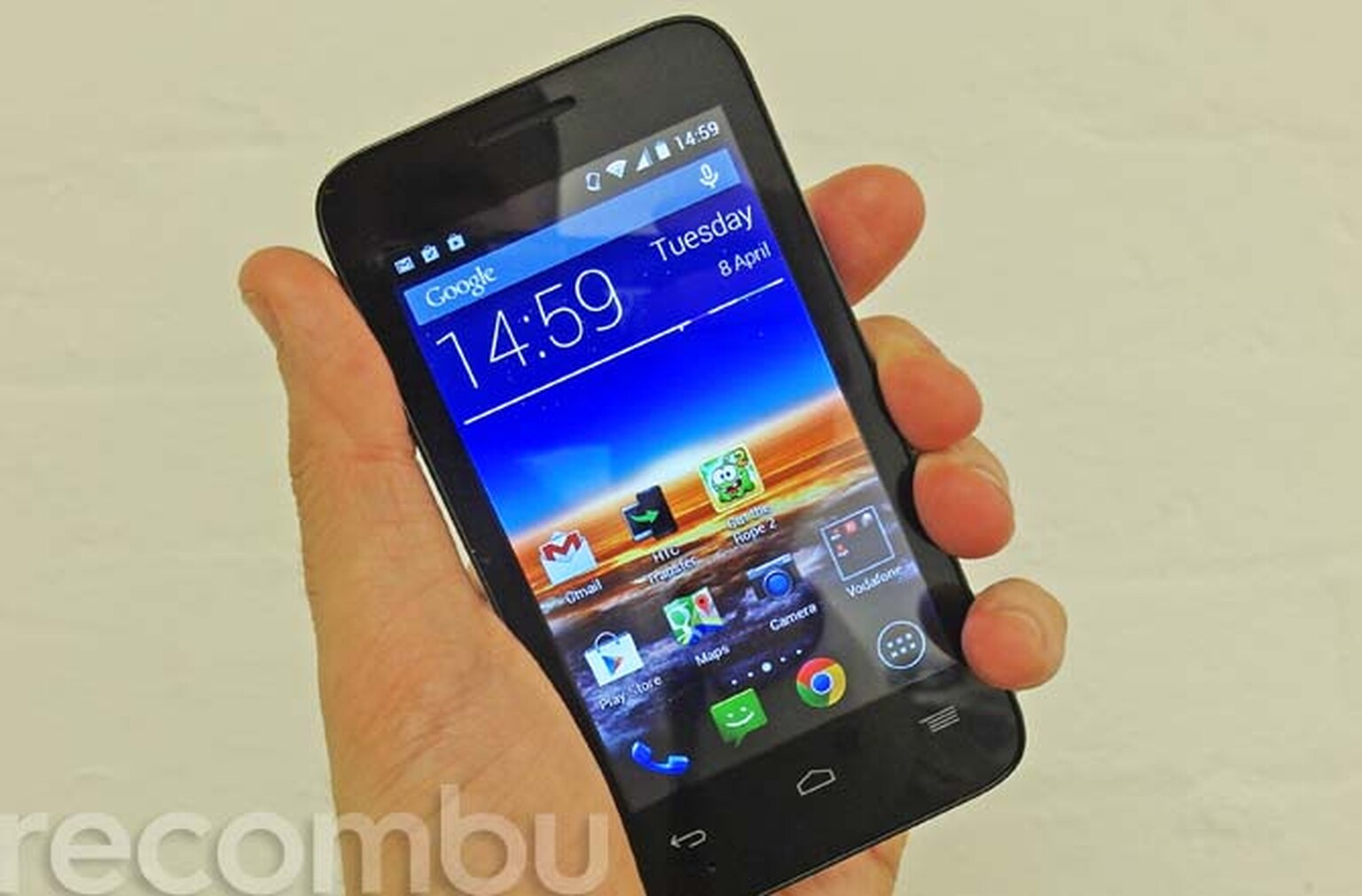 Vodafone Smart 4 Mini Review: In Depth