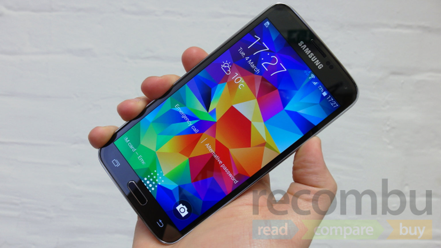 Samsung Galaxy S5 Mini outed as water-resistant
