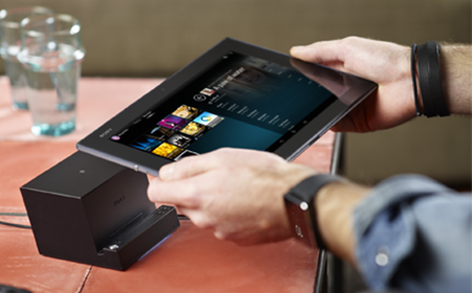 Sony Xperia Z2 Tablet hits UK stores today