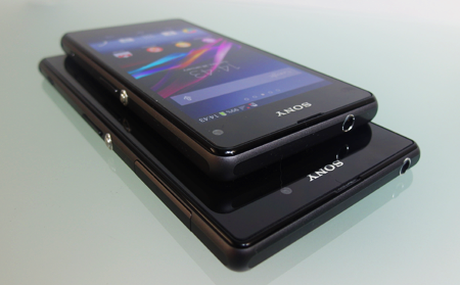 Sony Xperia Z1 Compact Review: In Depth