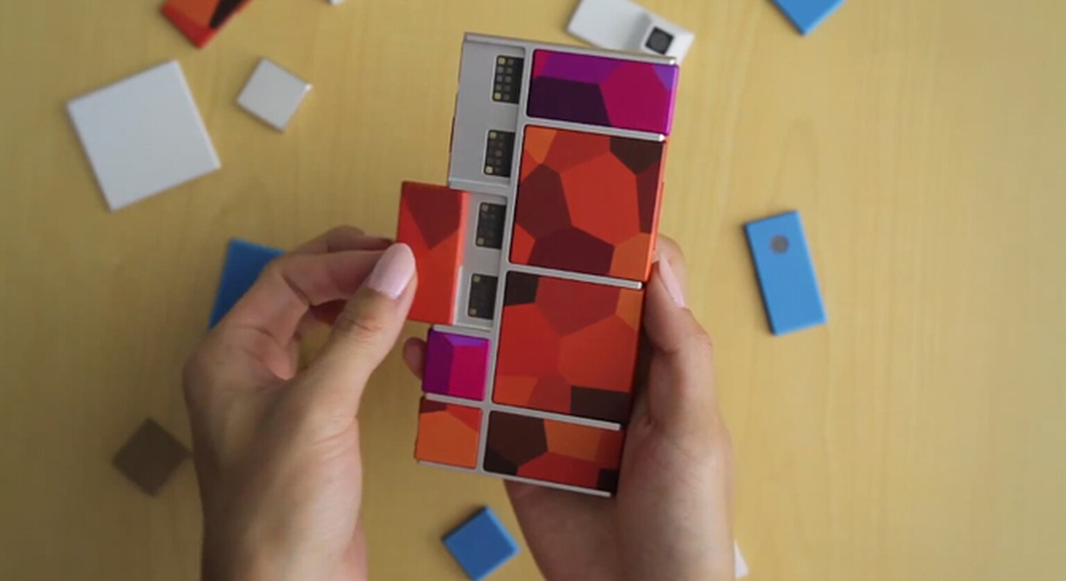Aras fly as Google unveils its modular mobile