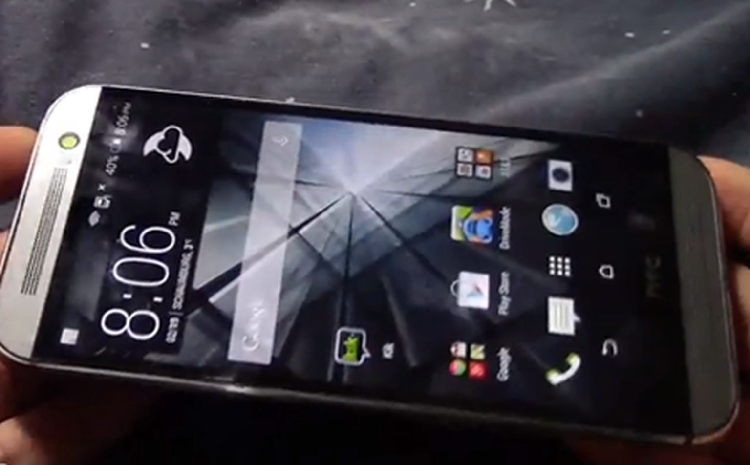 12-minute hands-on video with the HTC One M8 appears online