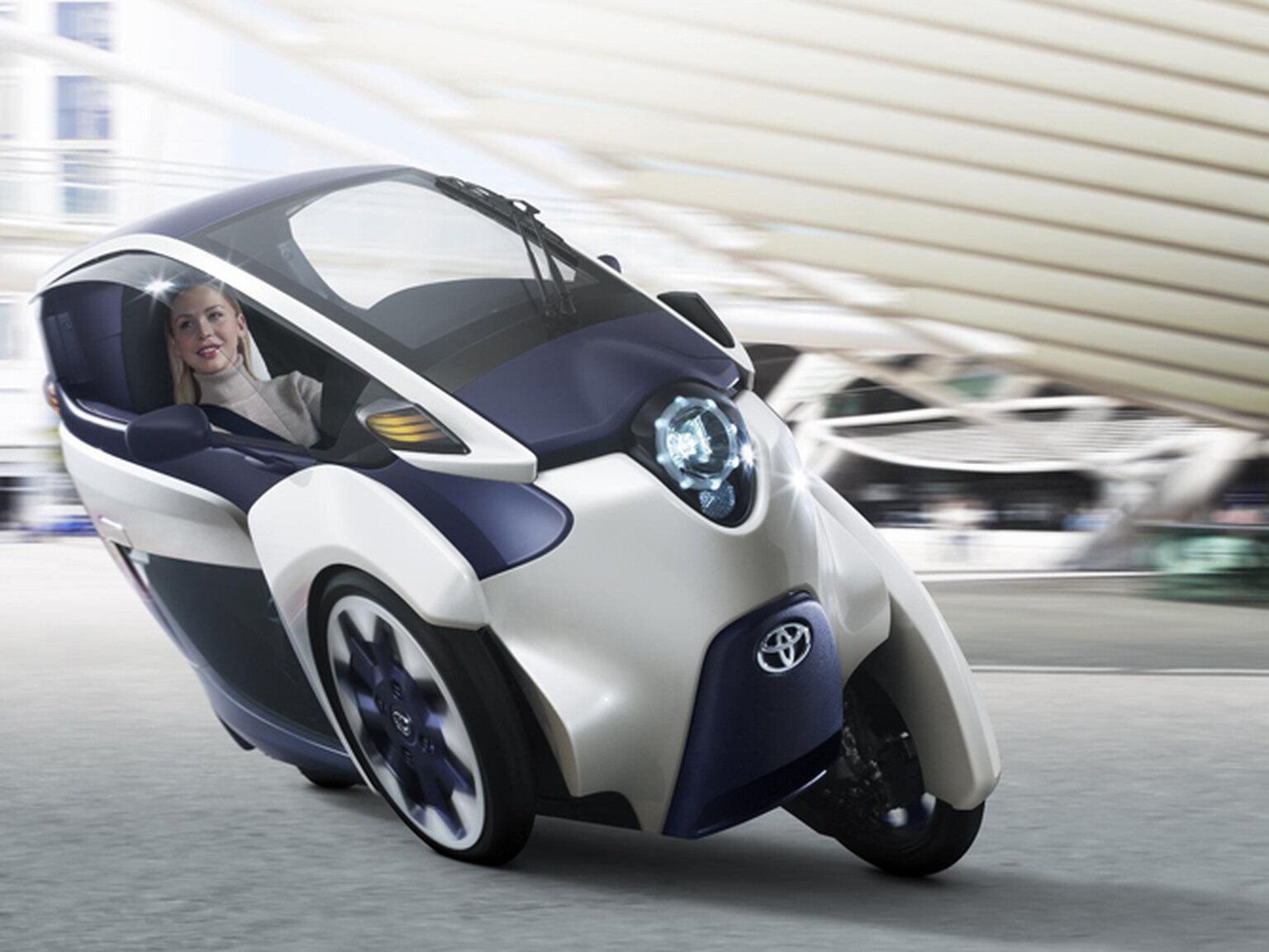 Toyota i-Road - Geneva Motor Show 2013