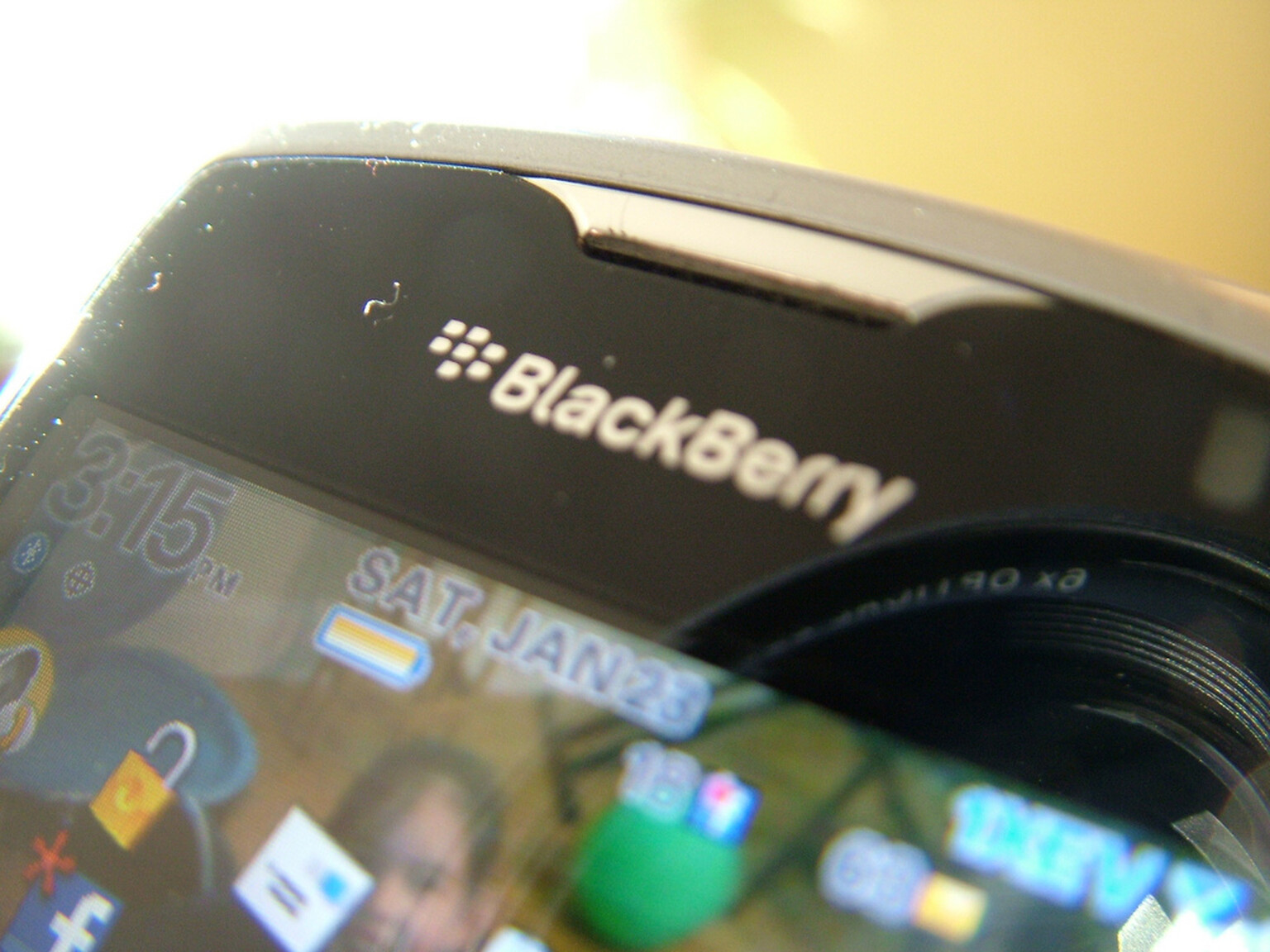 Ford opts for BlackBerry’s QNX platform for its in-car “Sync/MyFord Touch”