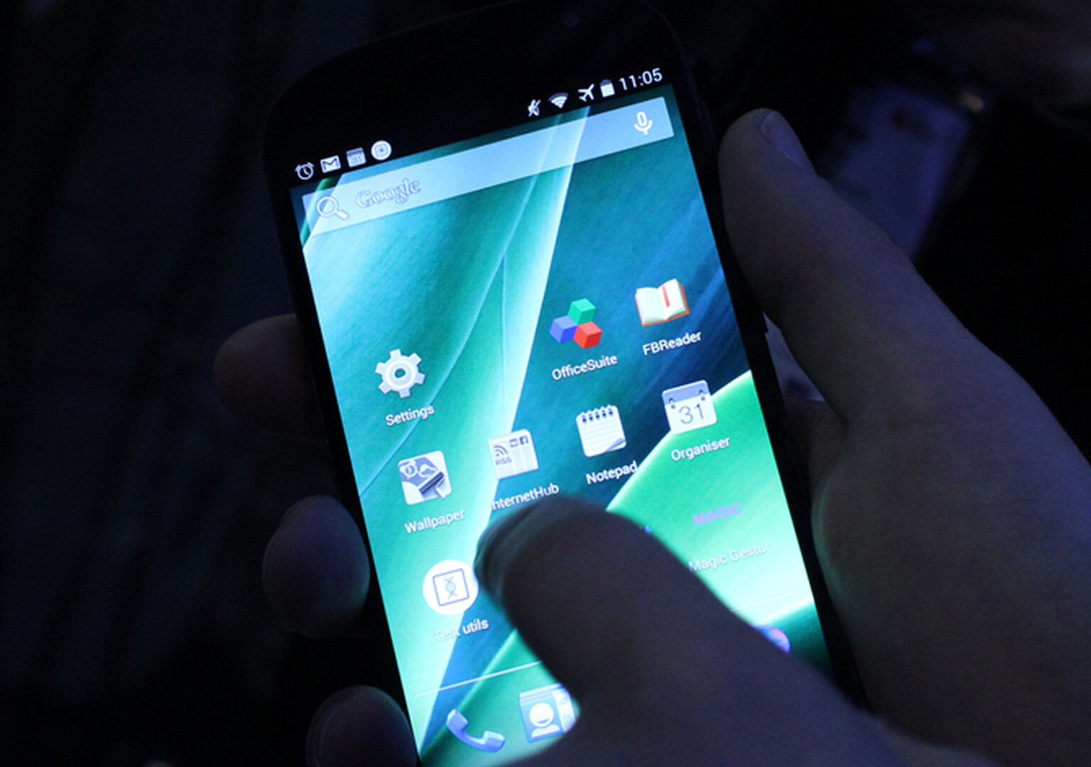 Meet Yotaphone, the dual-screen smartphone that's also an eReader