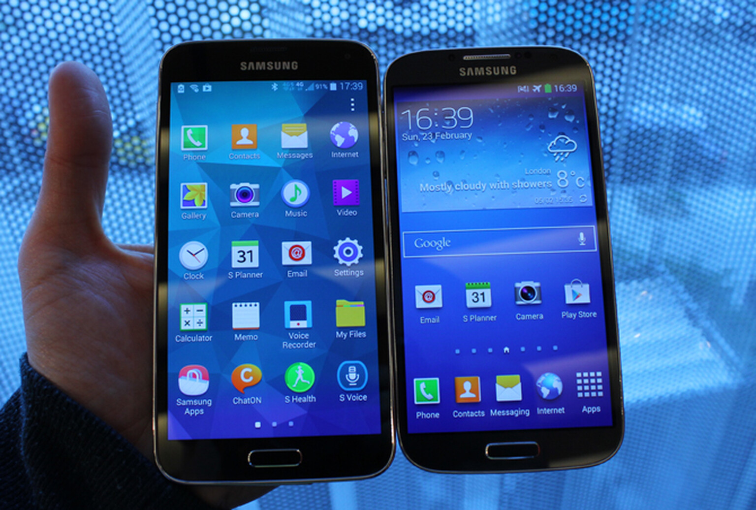 Samsung Galaxy S5 vs Galaxy S4