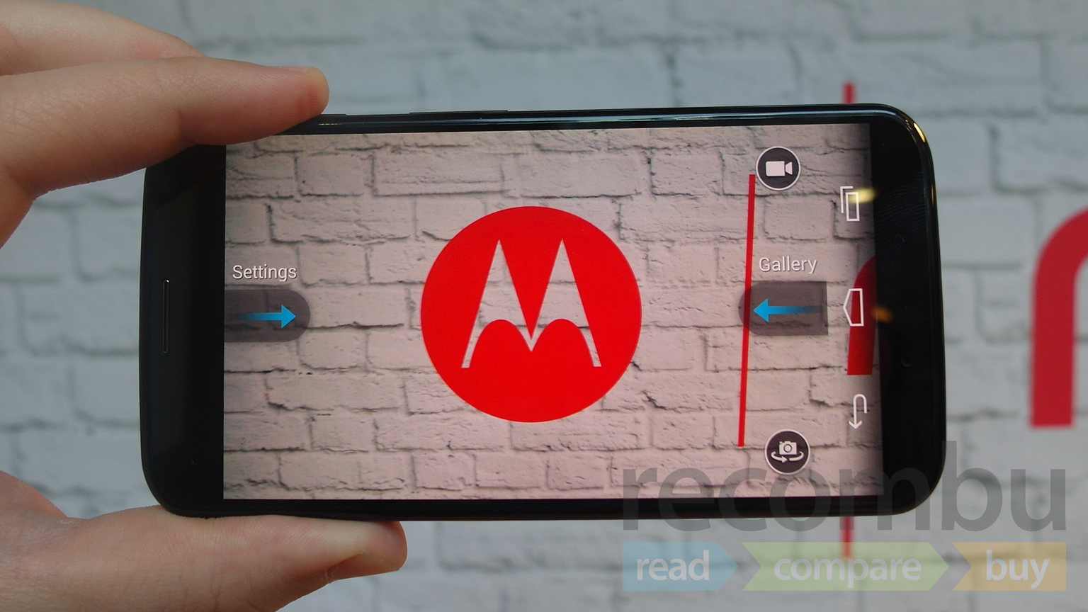 Goodbye, Moto: Lenovo nabs Motorola from Google