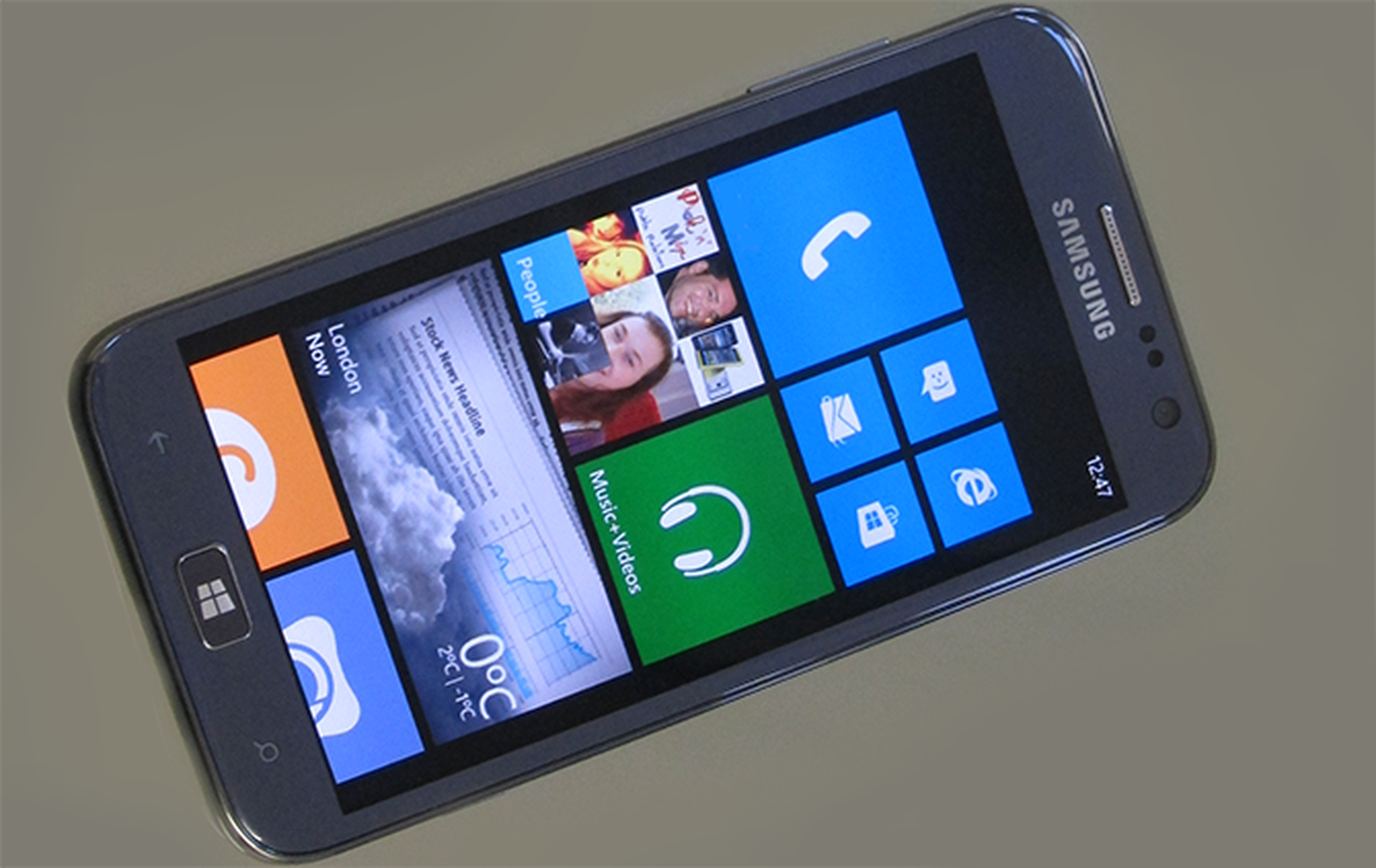Samsung Windows Phone with 1080p HD screen in the works?