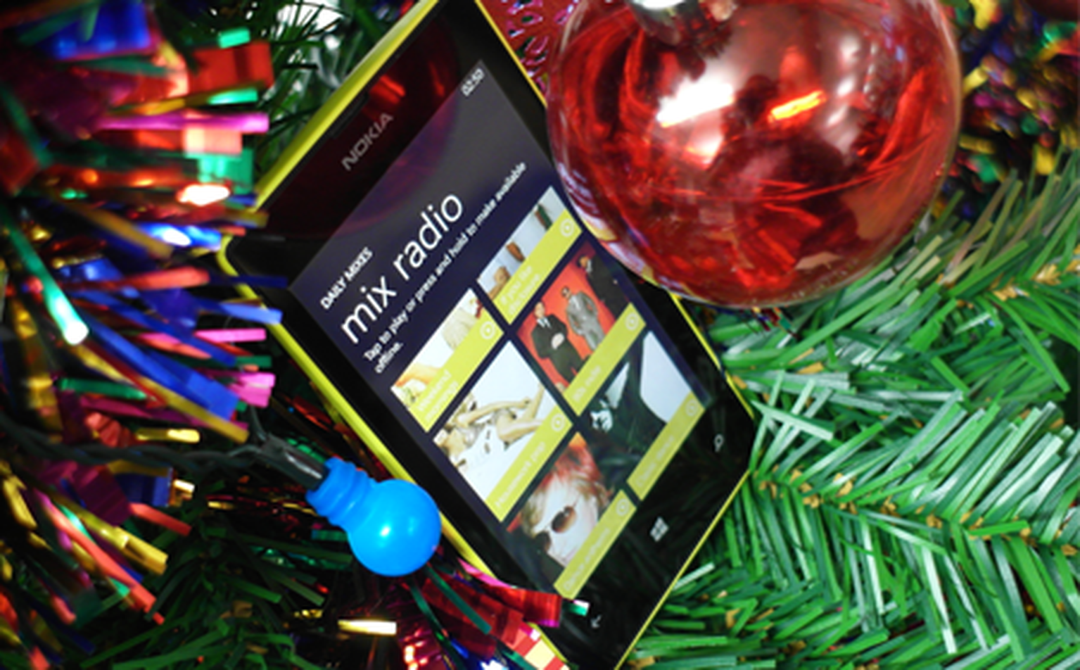 Best PAYG stocking filler phones: Nokia 301, Lumia 520, Galaxy S3 Mini, Lumia 625 and BlackBerry 9720