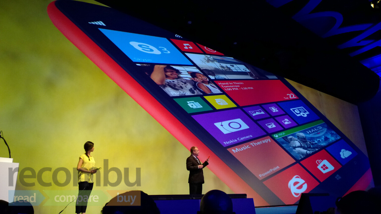 Nokia Lumia 1320 - huge phone, small price tag