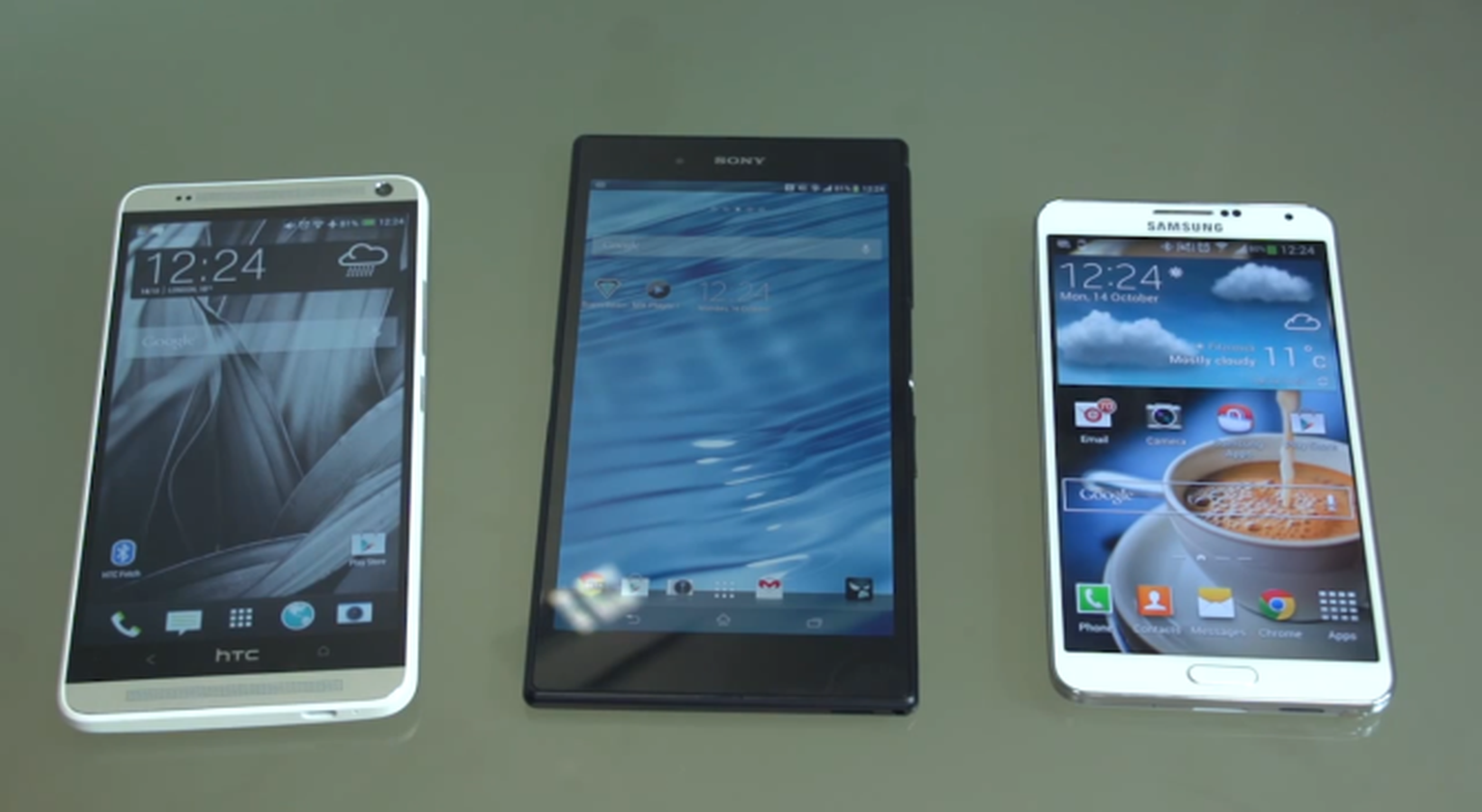 Attack on titans: how does the HTC One Max hold up against the competition?