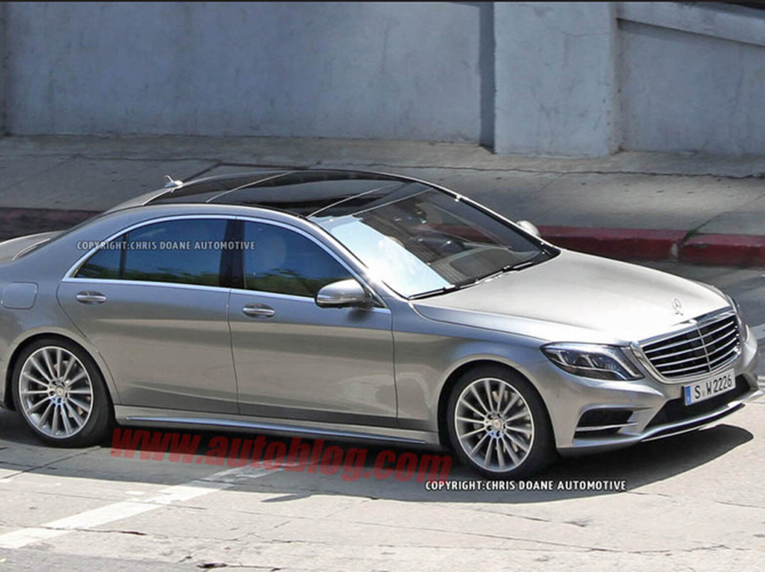2014 Mercedes-Benz S-Class pictures reveal a luxury stunner