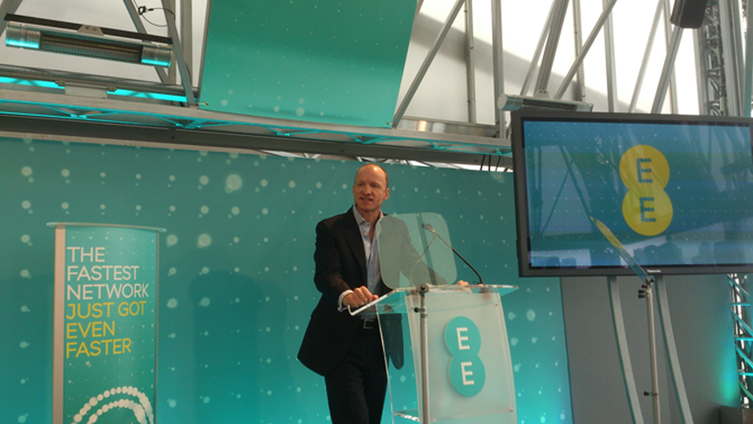 Good Deal: EE's LTE SIM Only plan with 1GB of data for £16 a month