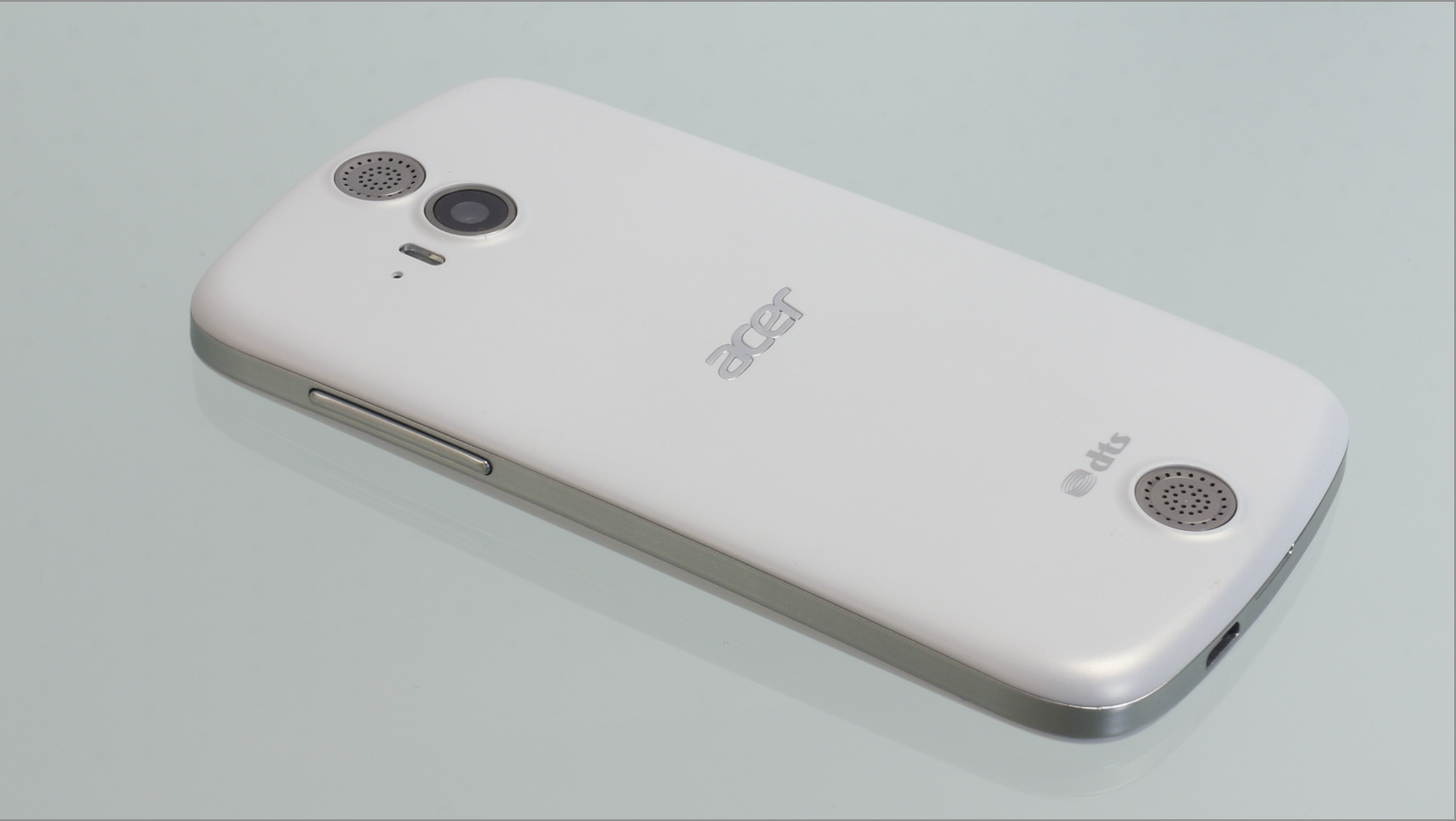 Acer Liquid E2 Review: In Depth