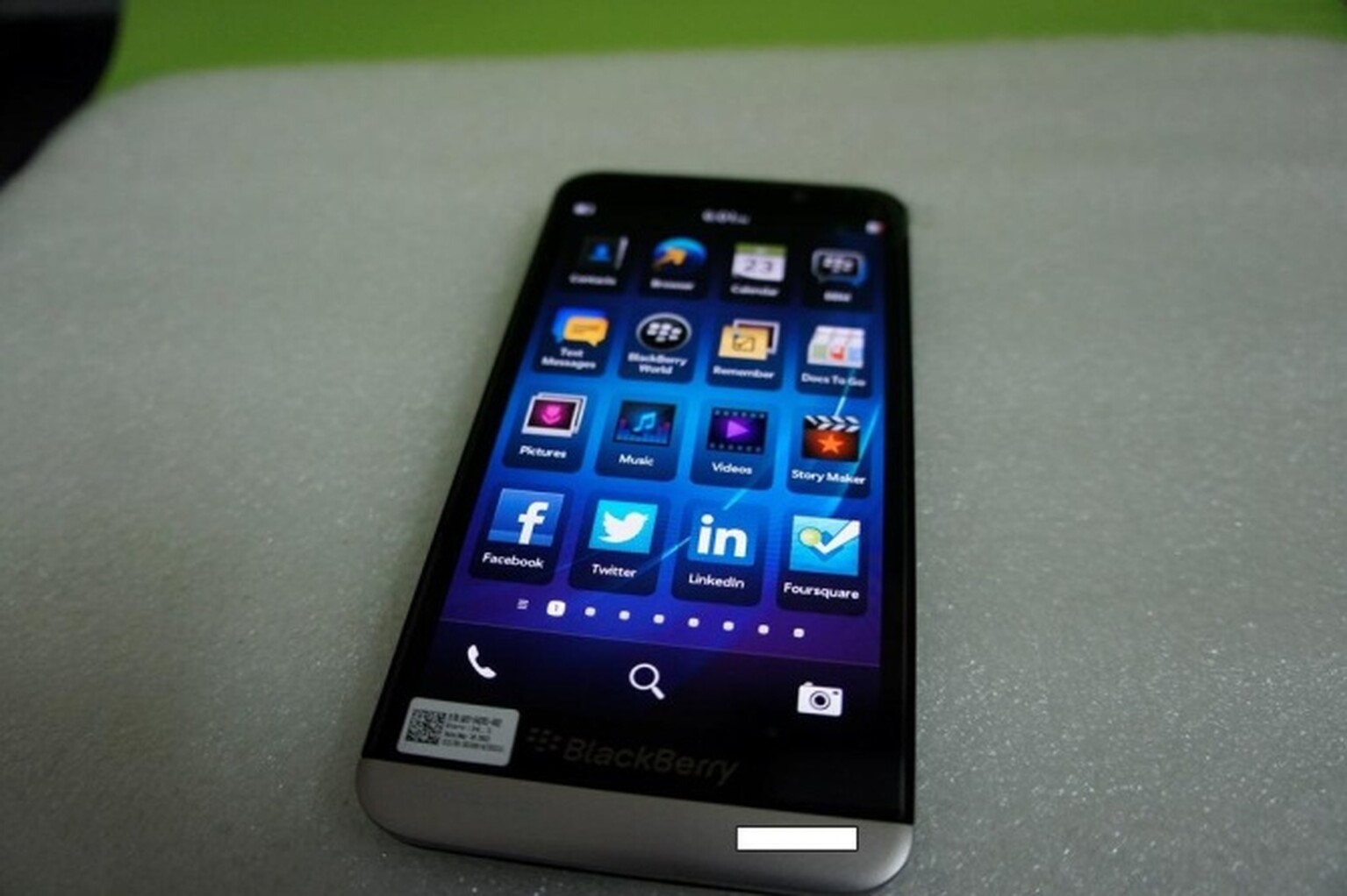BlackBerry A10 shown off in new pictures and video