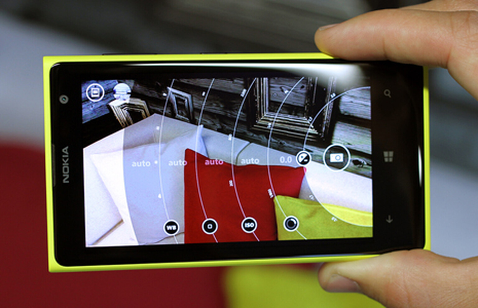 Nokia Pro Camera will be added to Lumia 920, 925, and 928