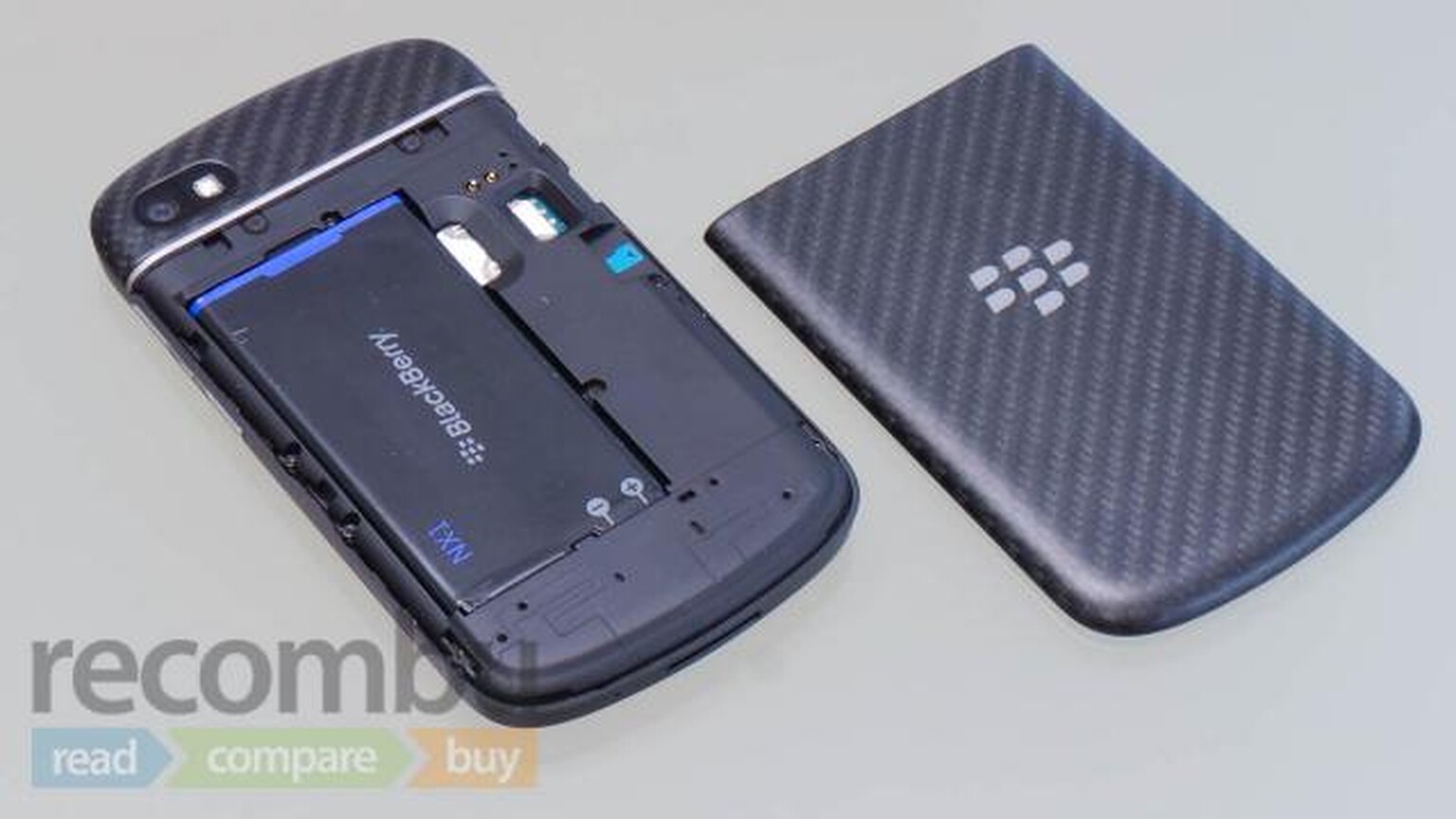 BlackBerry OS 10.2 leak shows off actionable notifications